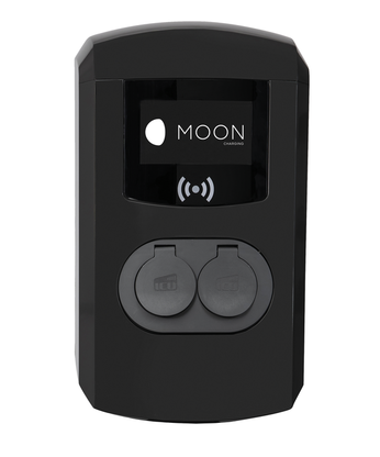 Зарядна станция Wallbox-MOON-Pro-line-Display